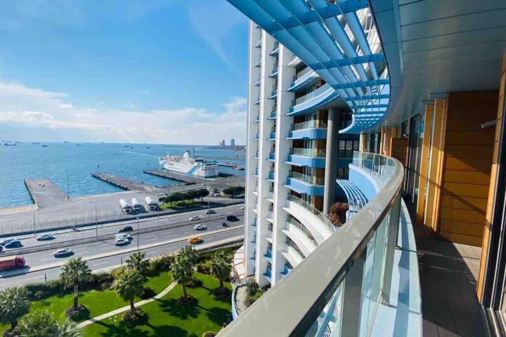Lux 2 Room Suite Apartment With Seaview In Center اسطنبول المظهر الخارجي الصورة
